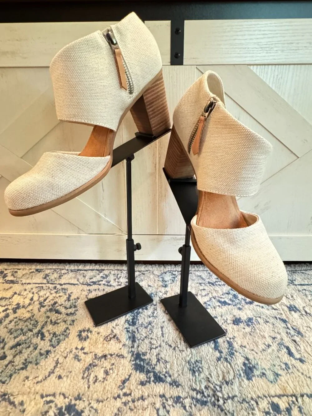 TOMS Milan Nova Block Heel Natural Canvas Shoes Size 9 Comfort Heel